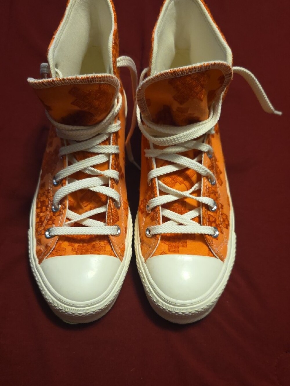 Converse High Top Sneakers - Orange & White Embroidered Design Women's Size 10 - Picture 4 of 6